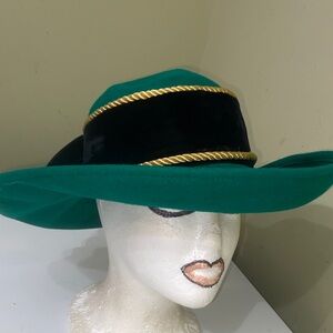 Beautiful Dark Emerald Green Dress Hat / Church Hat Made in USA